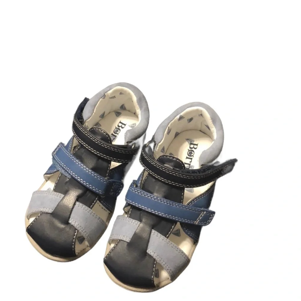 Born blue boys shoes size 8 NWT ..